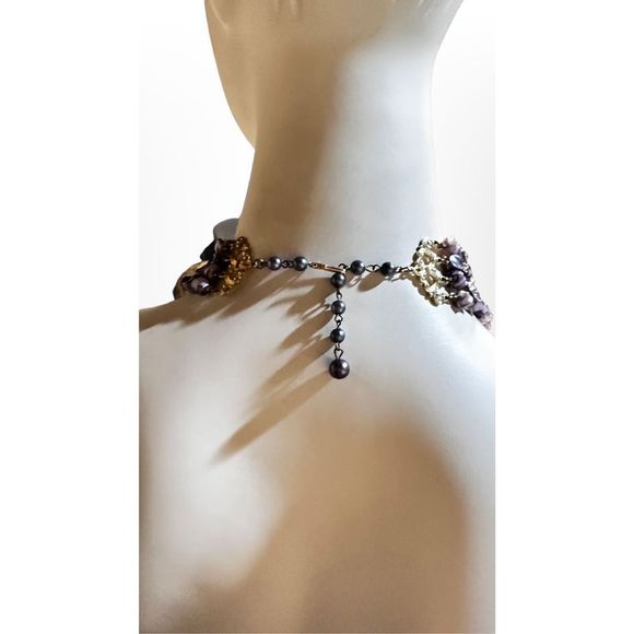 VTG c.1970 | Hand Painted  purple necklace - Picture 4 of 6